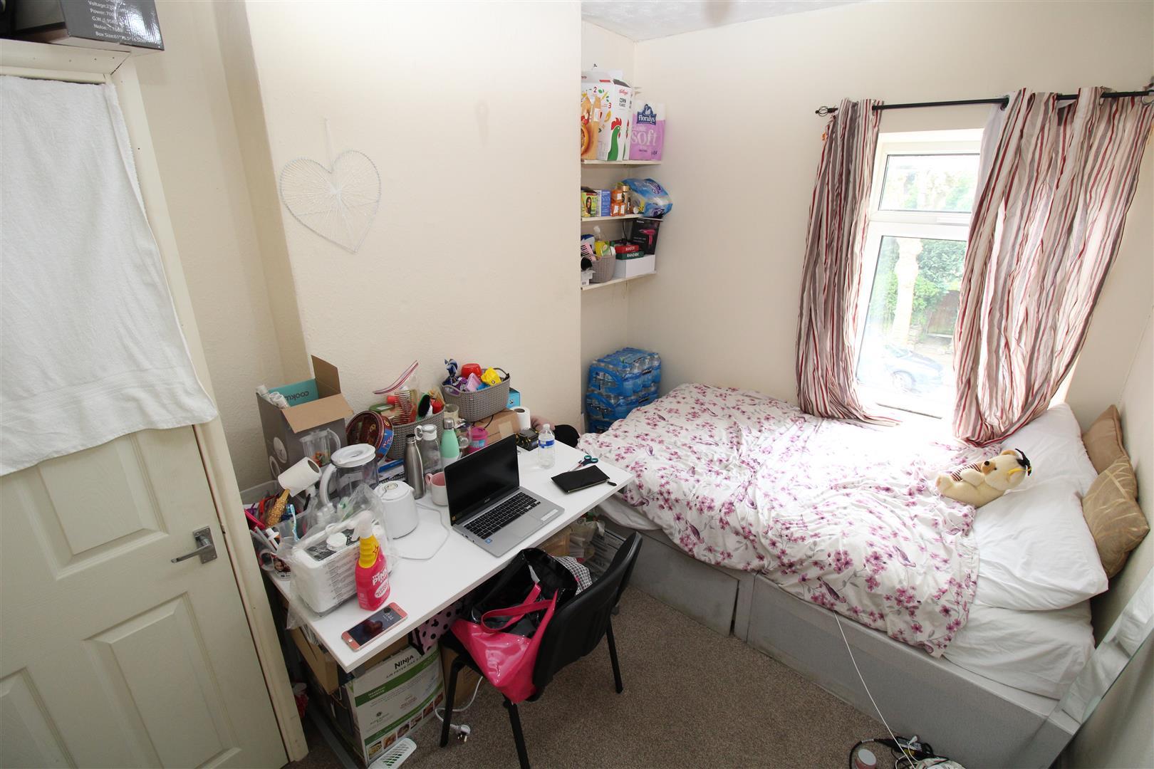 room for rent broadway