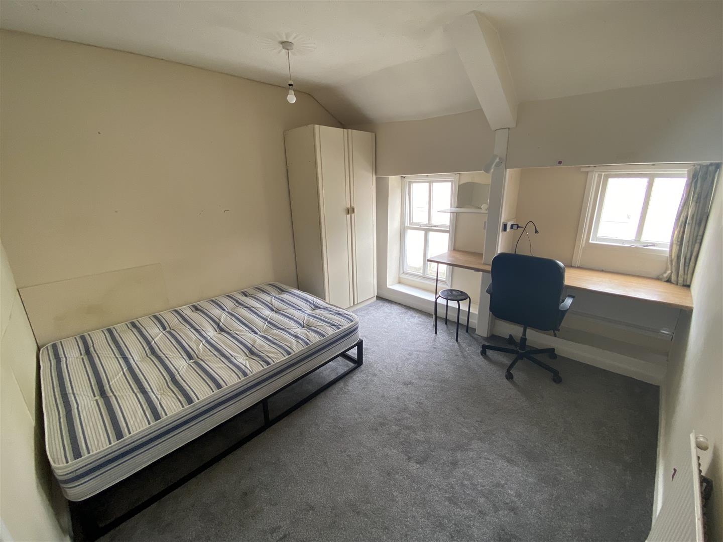 room for rent park street