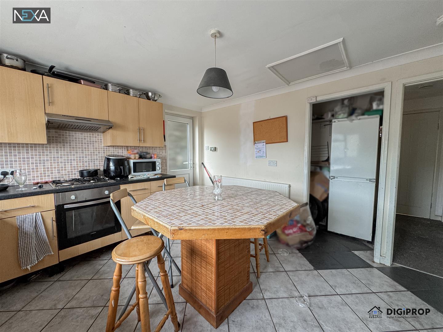 room for rent tower street