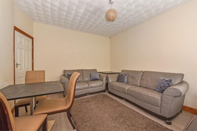 room for rent meadow street