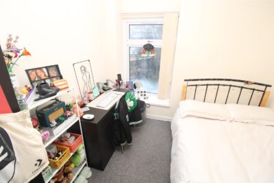 flat for rent 1 stow hill