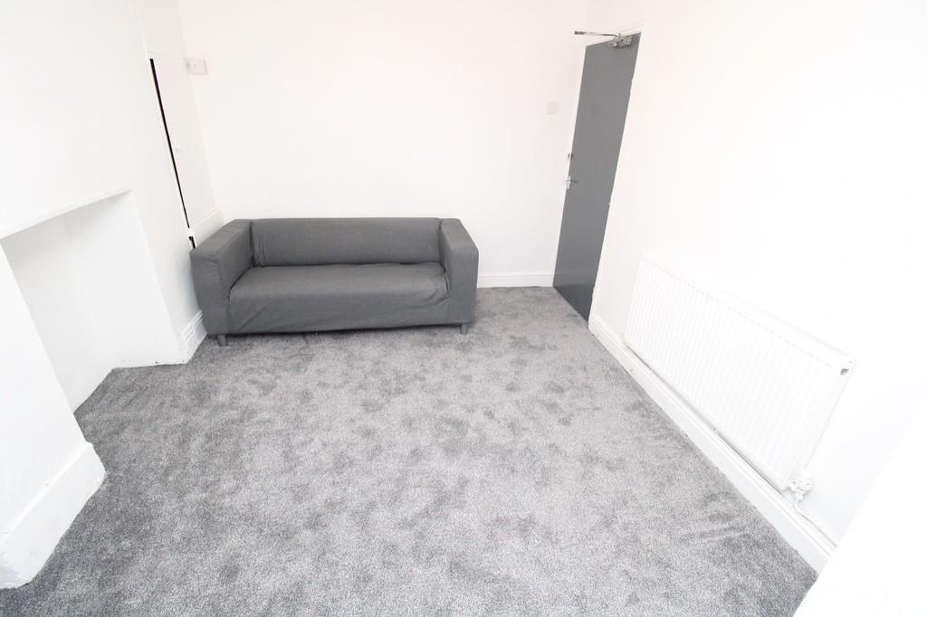 room for rent broadway