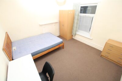 room for rent wood road