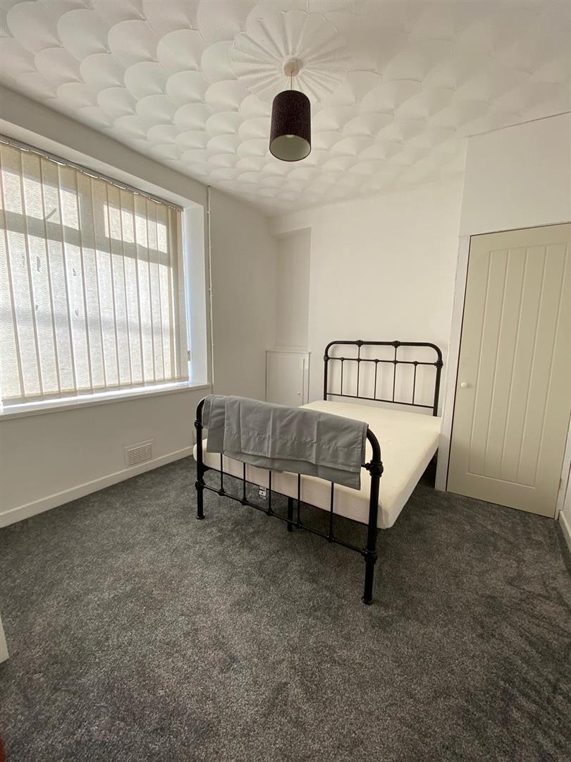 room for rent queen street