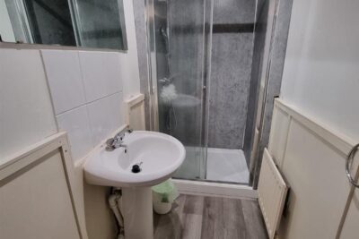 room for rent wood road