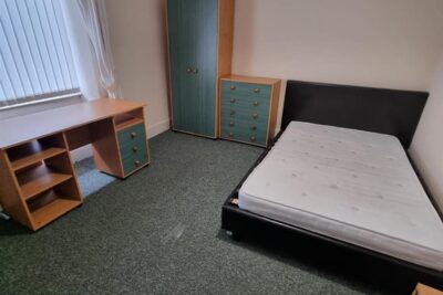 room for rent wood road