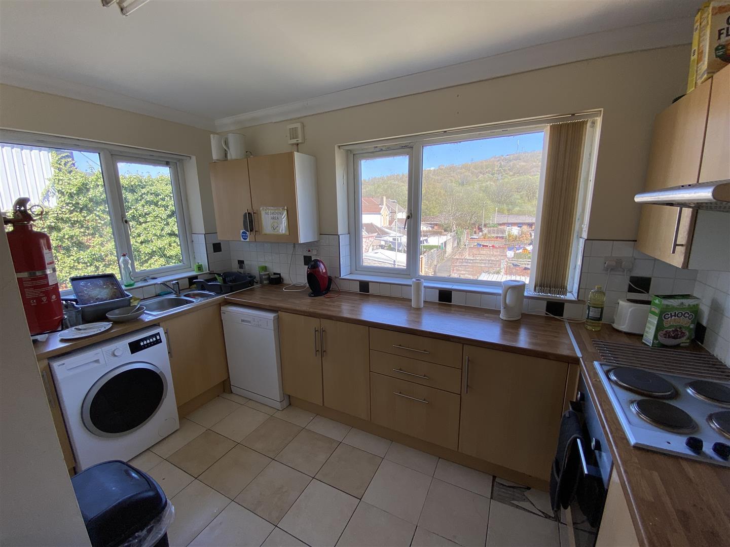 room for rent broadway