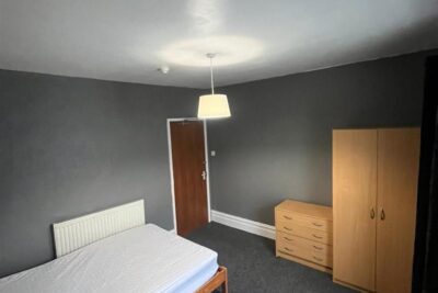 room for rent wood road