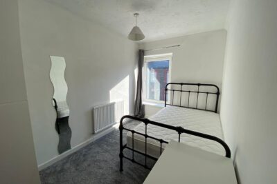 room for rent queen street