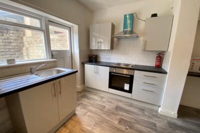 room for rent queen street