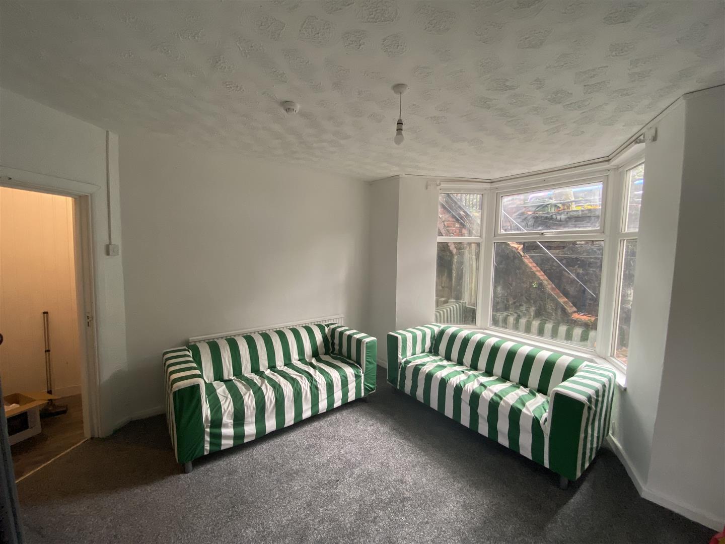 room for rent broadway