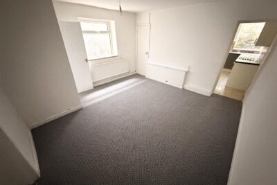 flat for rent robert street