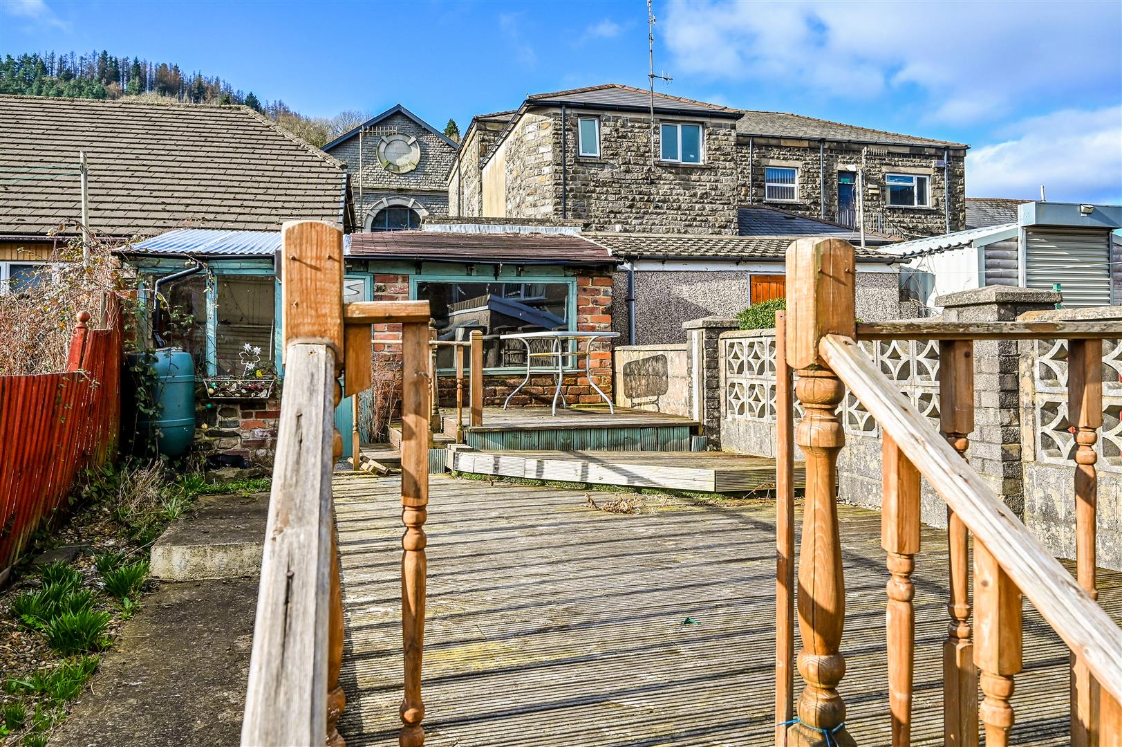 house - terraced for rent duffryn street
