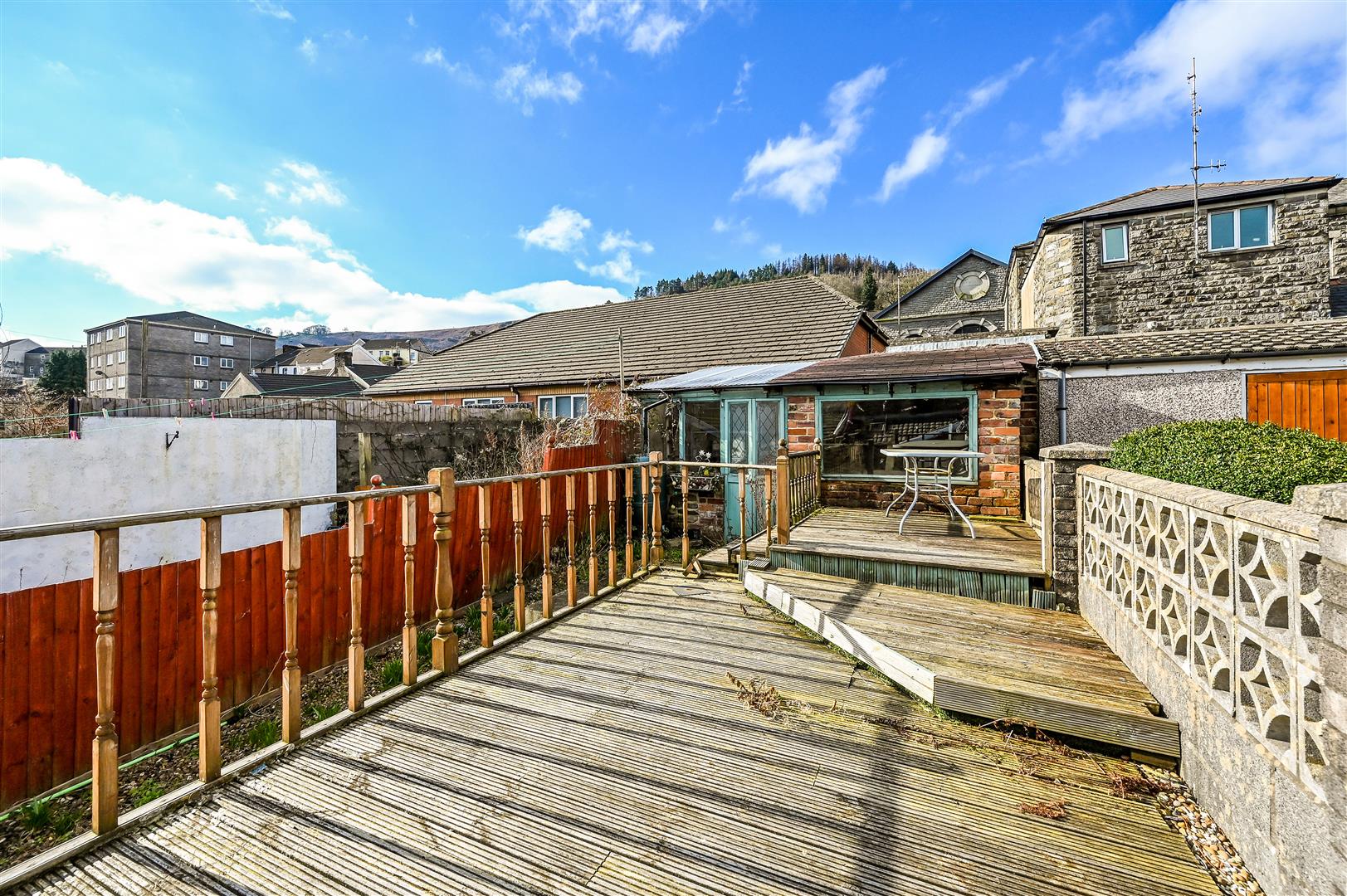house - terraced for rent duffryn street