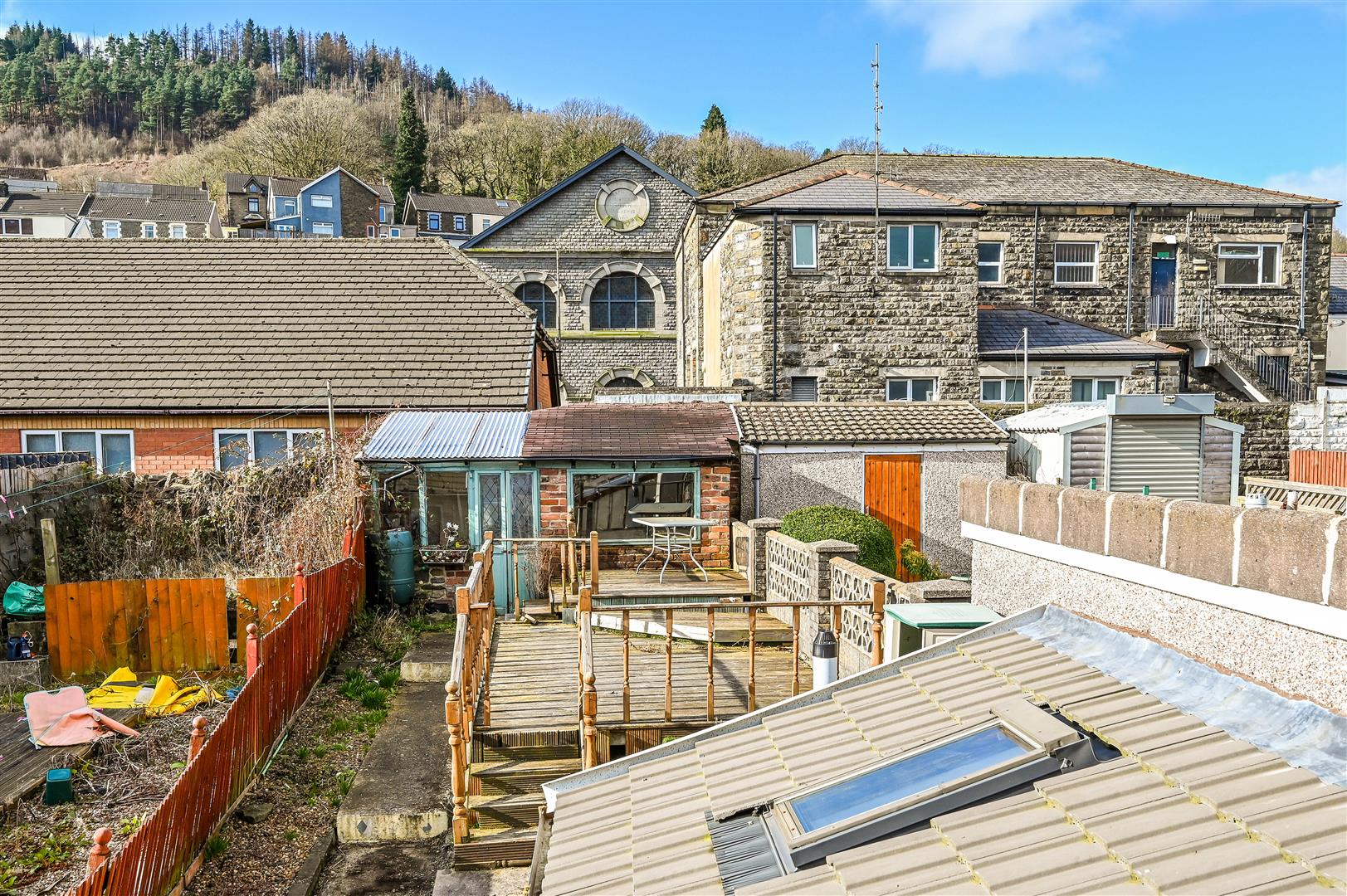 house - terraced for rent duffryn street