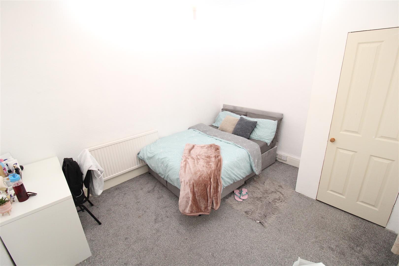 room for rent wood road