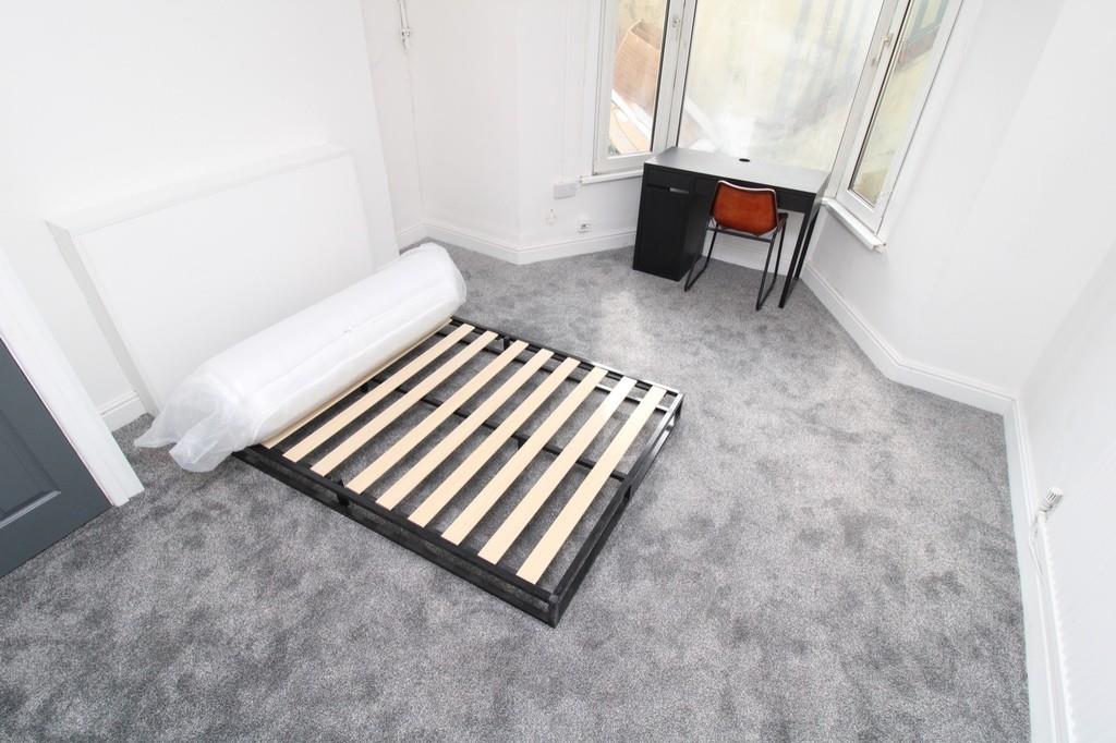 room for rent broadway