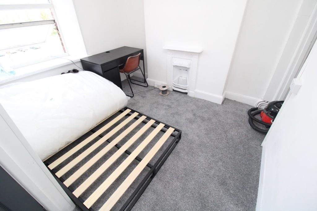 room for rent broadway