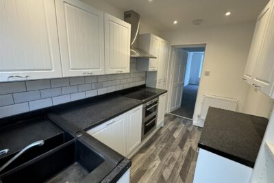 house - terraced for rent horeb street