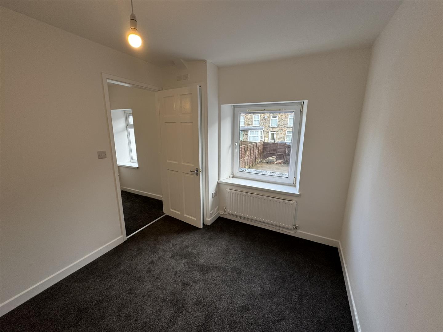 house - terraced for rent horeb street