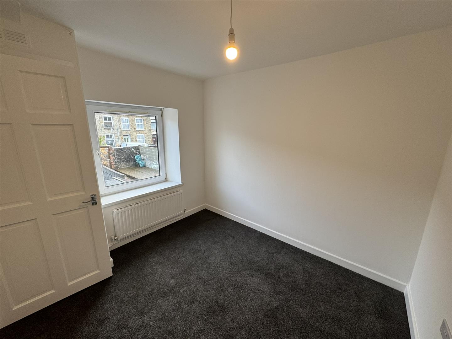 house - terraced for rent horeb street