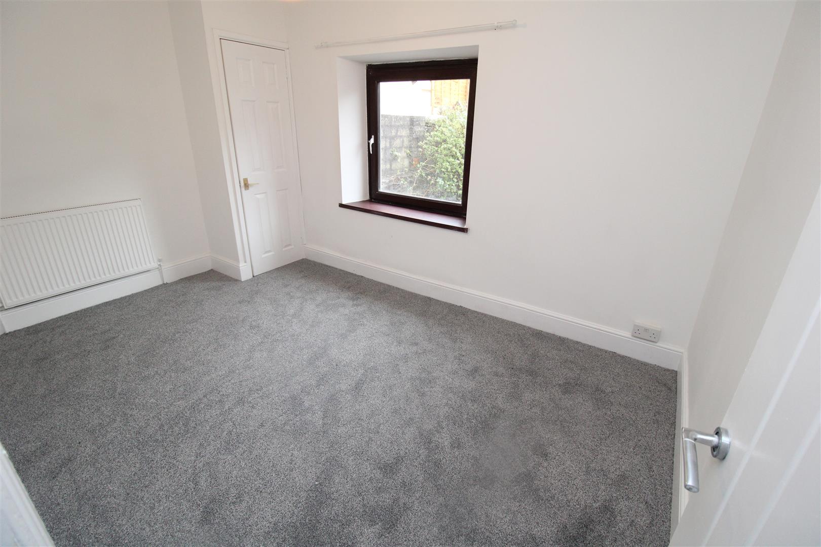 house - terraced for rent tyntyla road