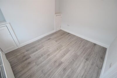 house for rent duffryn street