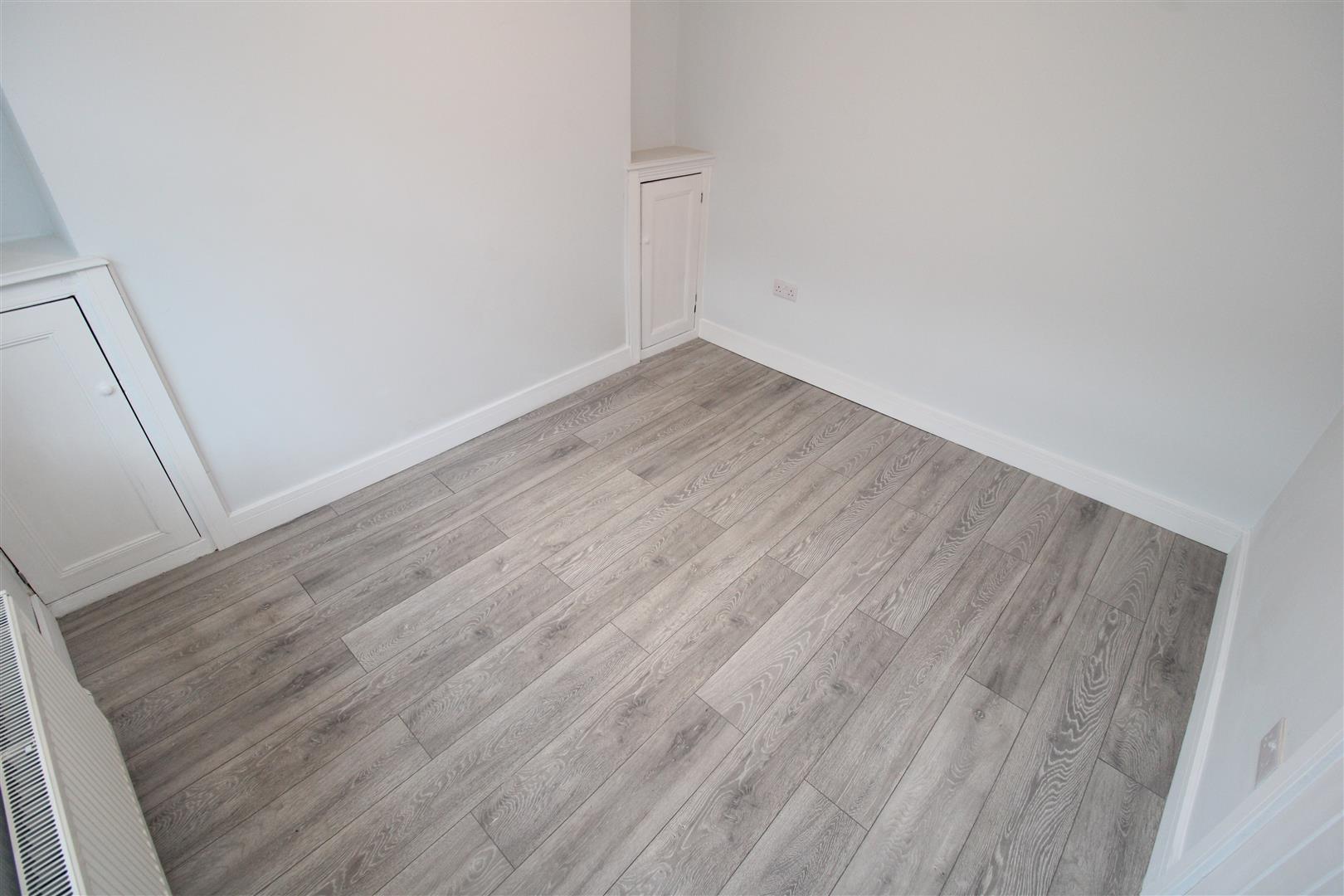 house for rent duffryn street