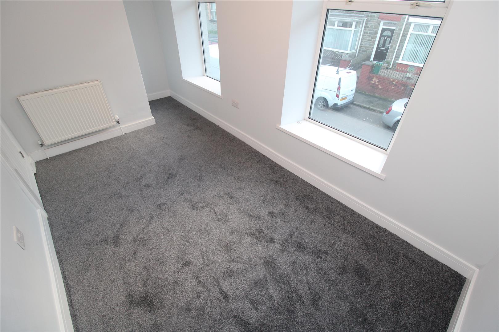 house for rent duffryn street