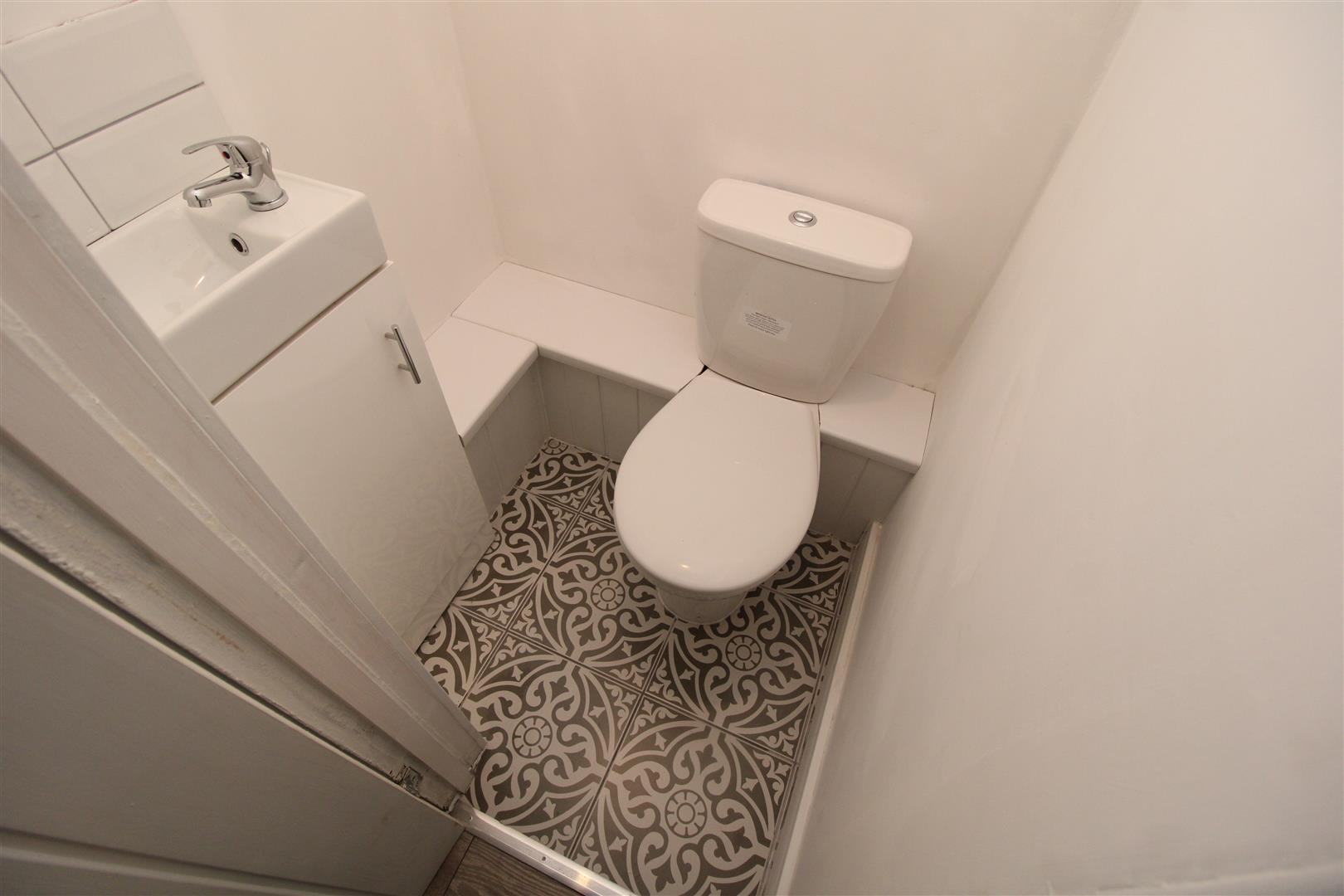 house for rent duffryn street