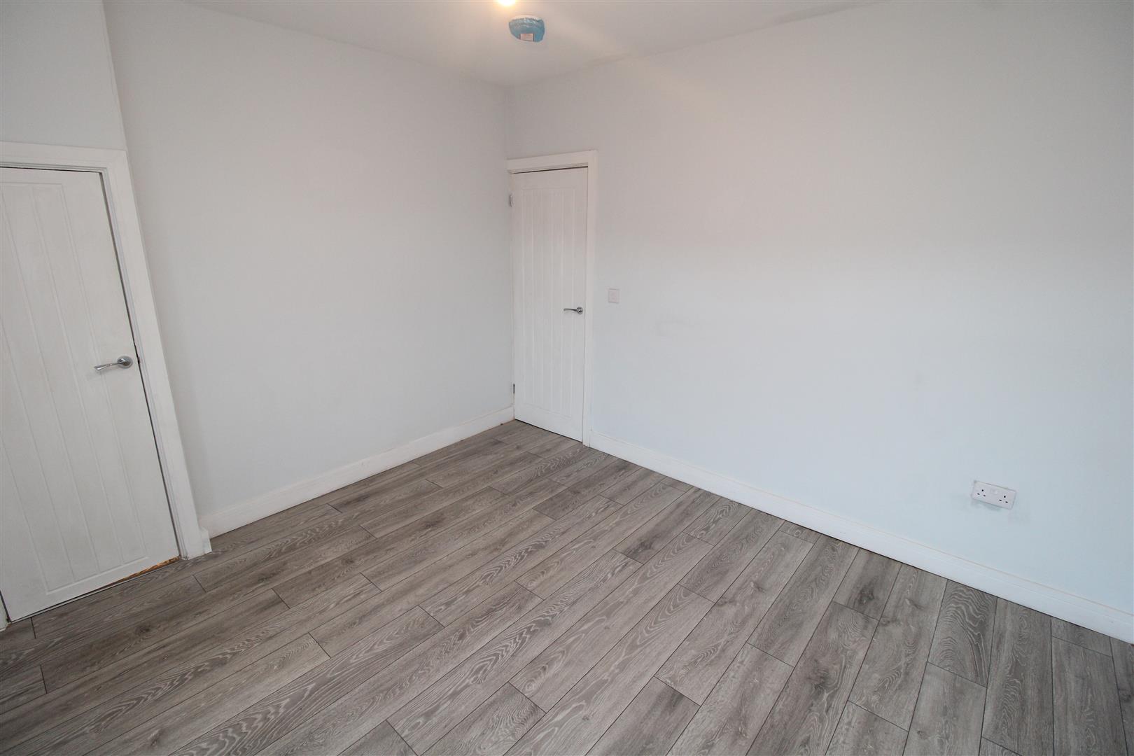 house for rent duffryn street