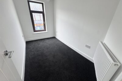 house - terraced for rent brook street