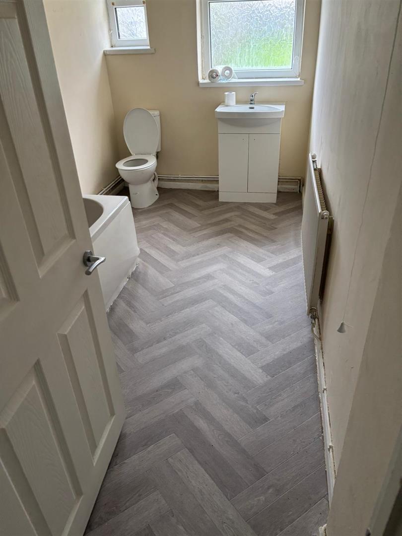 house - terraced for rent elizabeth street