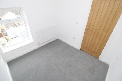 house - terraced for rent blenheim road