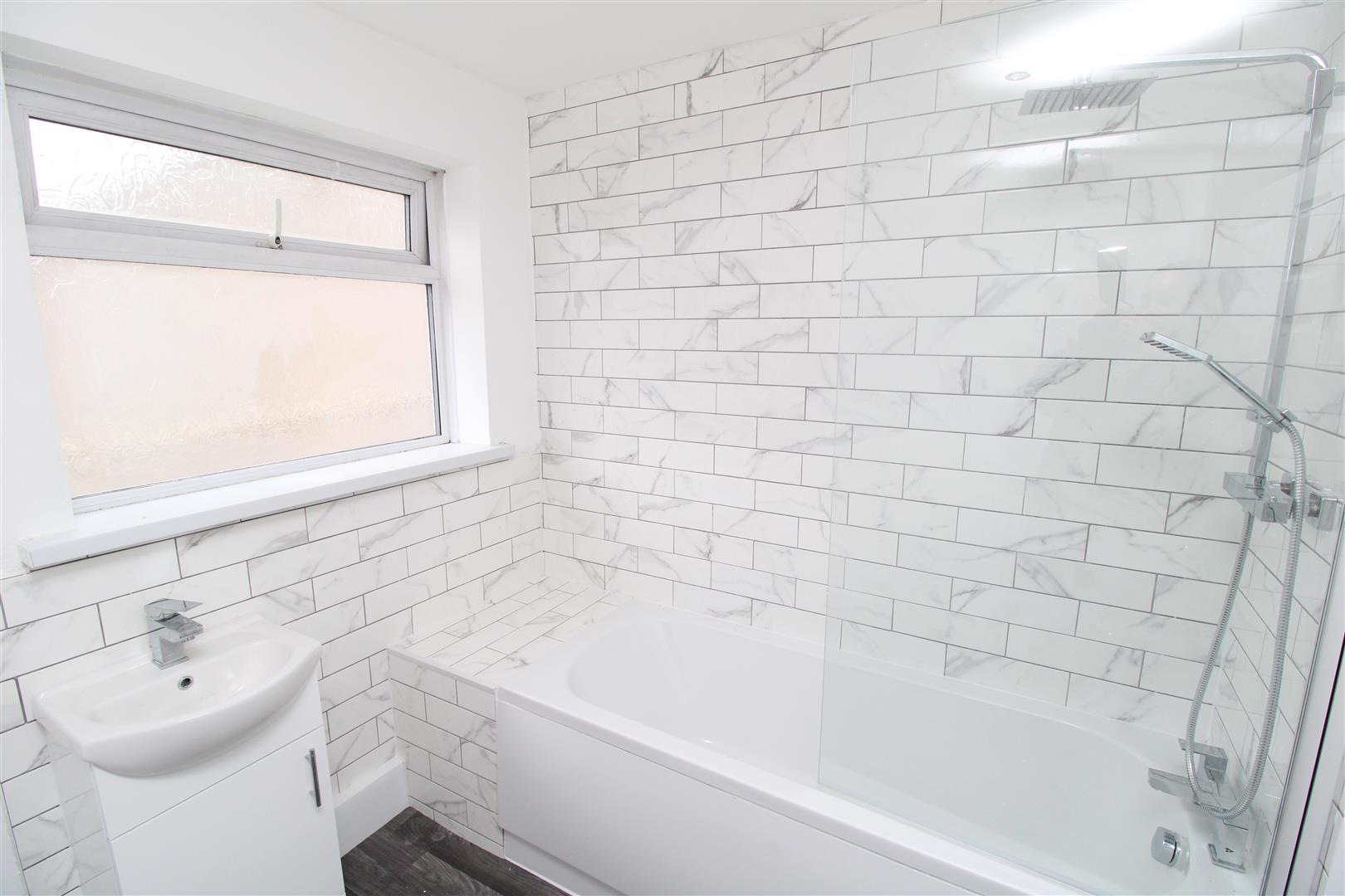 house - terraced for rent thomas street