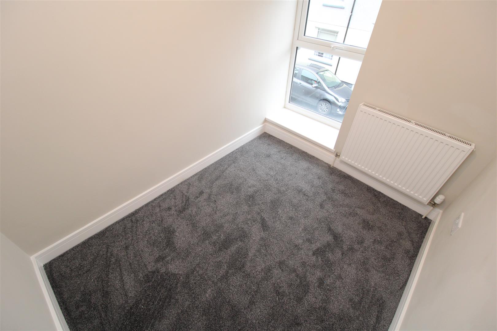 house - terraced for rent tynybedw street