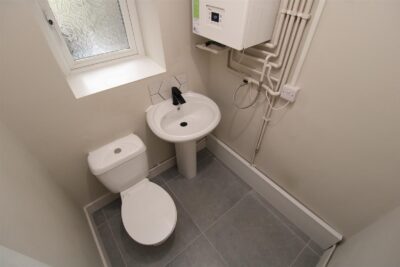 house - terraced for rent tynybedw street