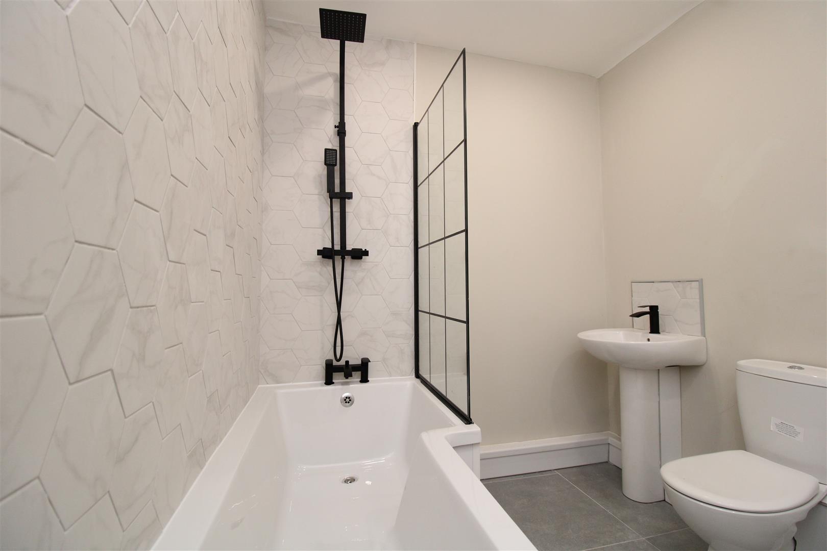 house - terraced for rent tynybedw street