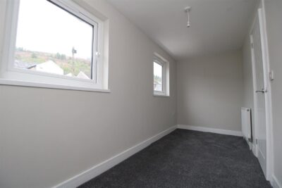 house - terraced for rent tynybedw street