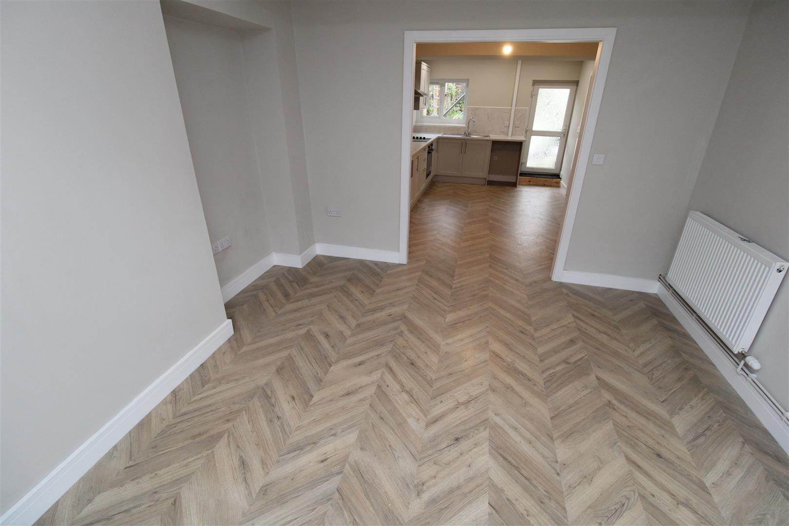 house - terraced for rent tynybedw street