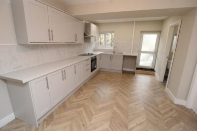 house - terraced for rent tynybedw street