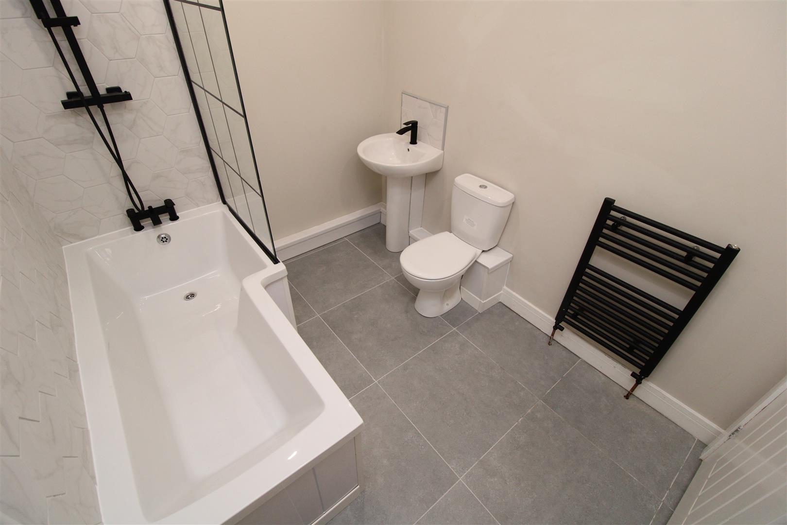 house - terraced for rent tynybedw street