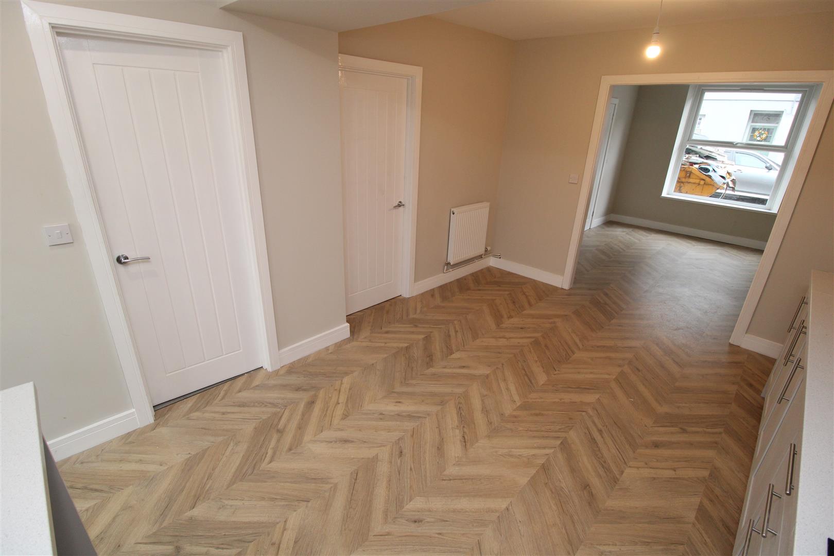 house - terraced for rent tynybedw street