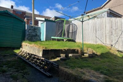 house - terraced for rent high street