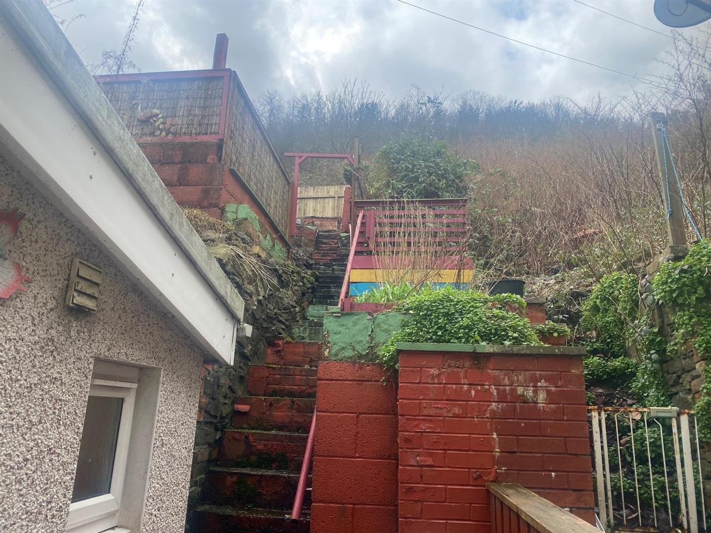 house for rent arail street