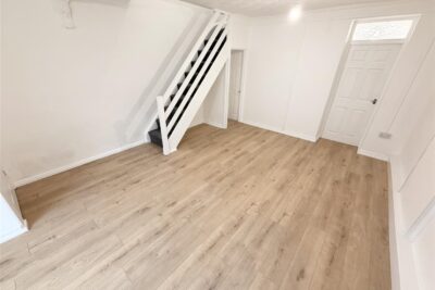 house - terraced for rent court street