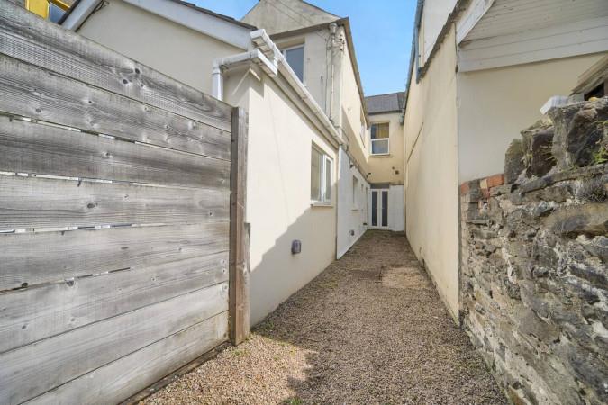 apartment for rent moira terrace