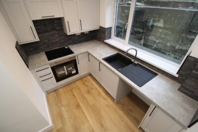 house - terraced for rent clydach road