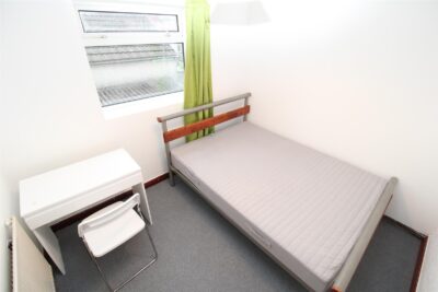 house - end terrace for rent oxford street