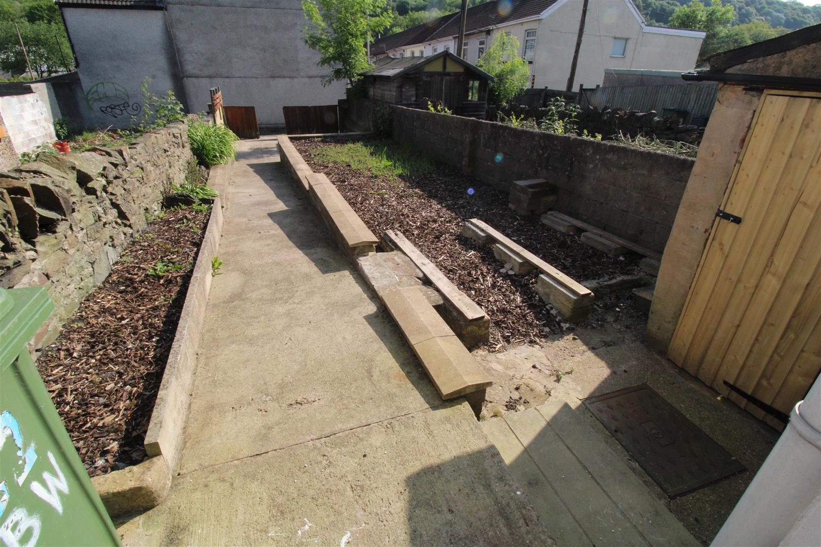 house for rent broadway